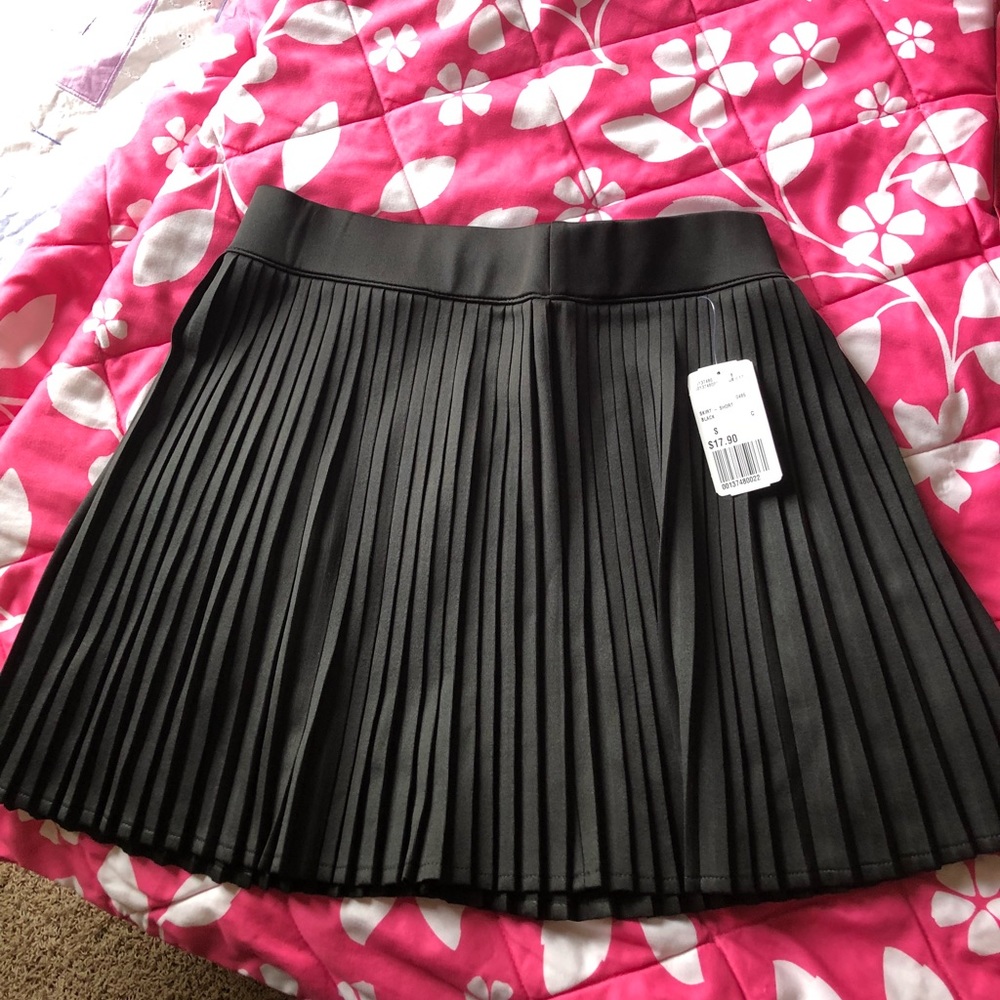 Forever 21 skirt